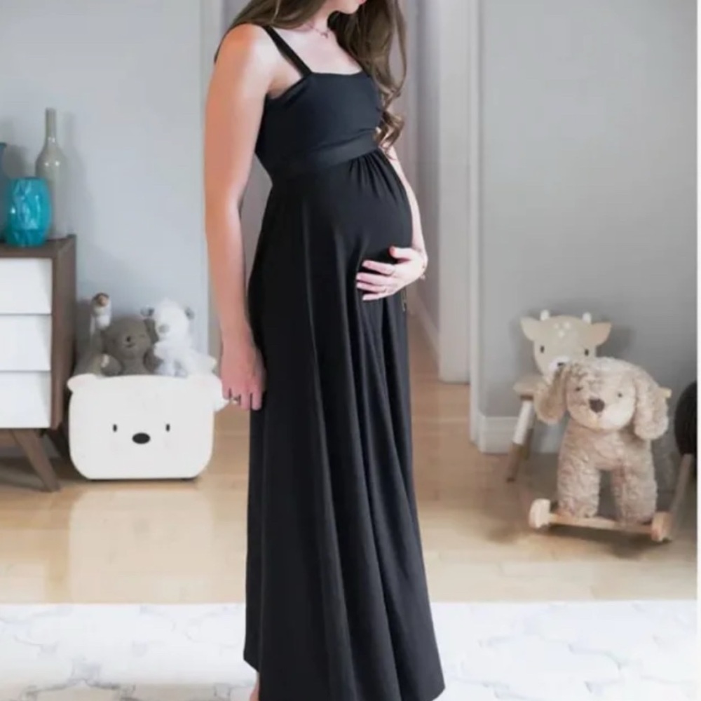 Maternity and Postpartum Nursing Dress